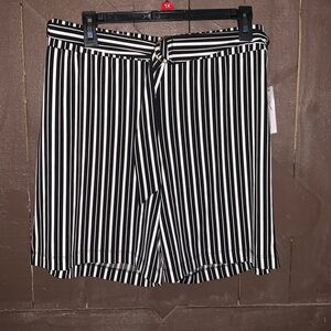 NY Collection- woman’s shorts